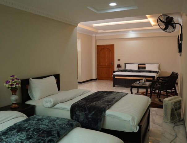 Grand Taj Hotel Murree